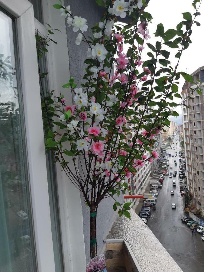 Мате Apartment Batumi Exterior foto
