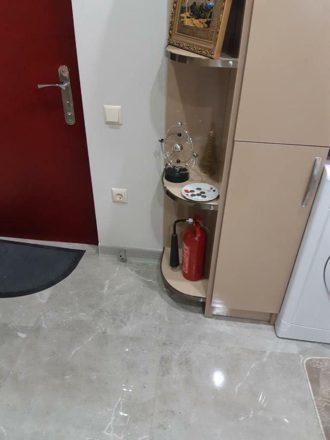 Мате Apartment Batumi Exterior foto